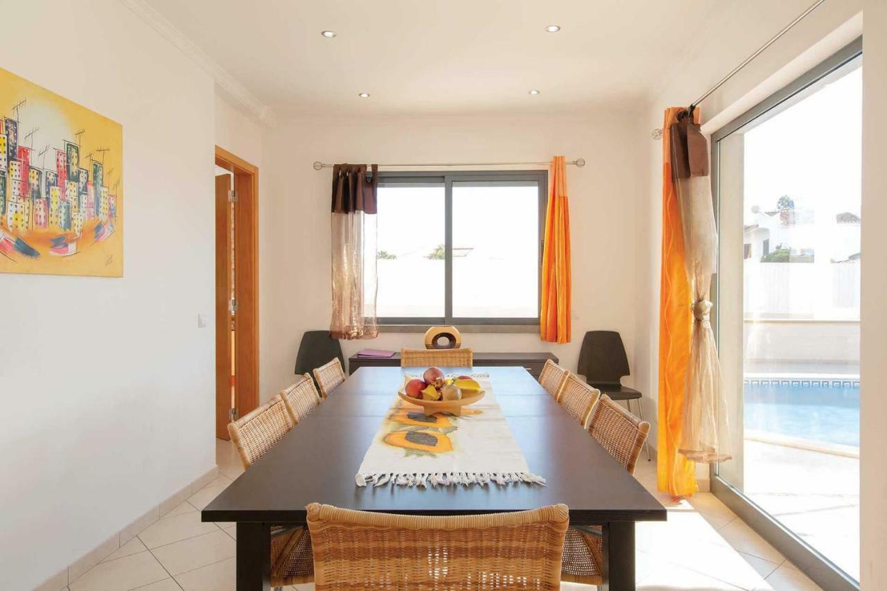 Villa Ruana - 5 Bedrooms On Suite- Free Out Door Hot Jacuzzi - By Bedzy Albufeira Eksteriør bilde