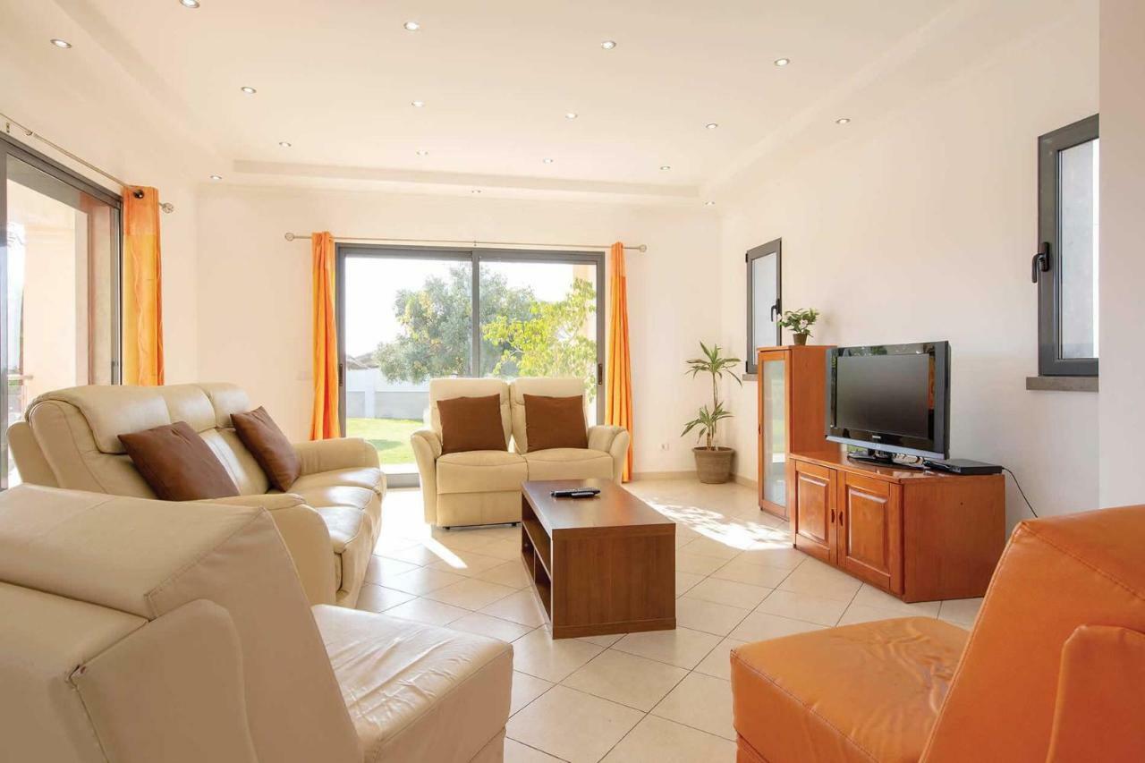 Villa Ruana - 5 Bedrooms On Suite- Free Out Door Hot Jacuzzi - By Bedzy Albufeira Eksteriør bilde